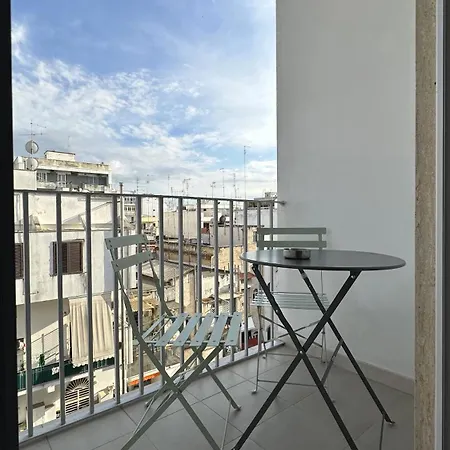 Maison Del Poeta Бари