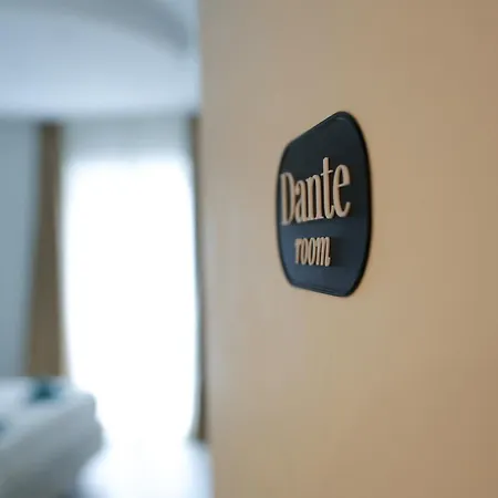 Maison Del Poeta Гостьовий будинок Барі